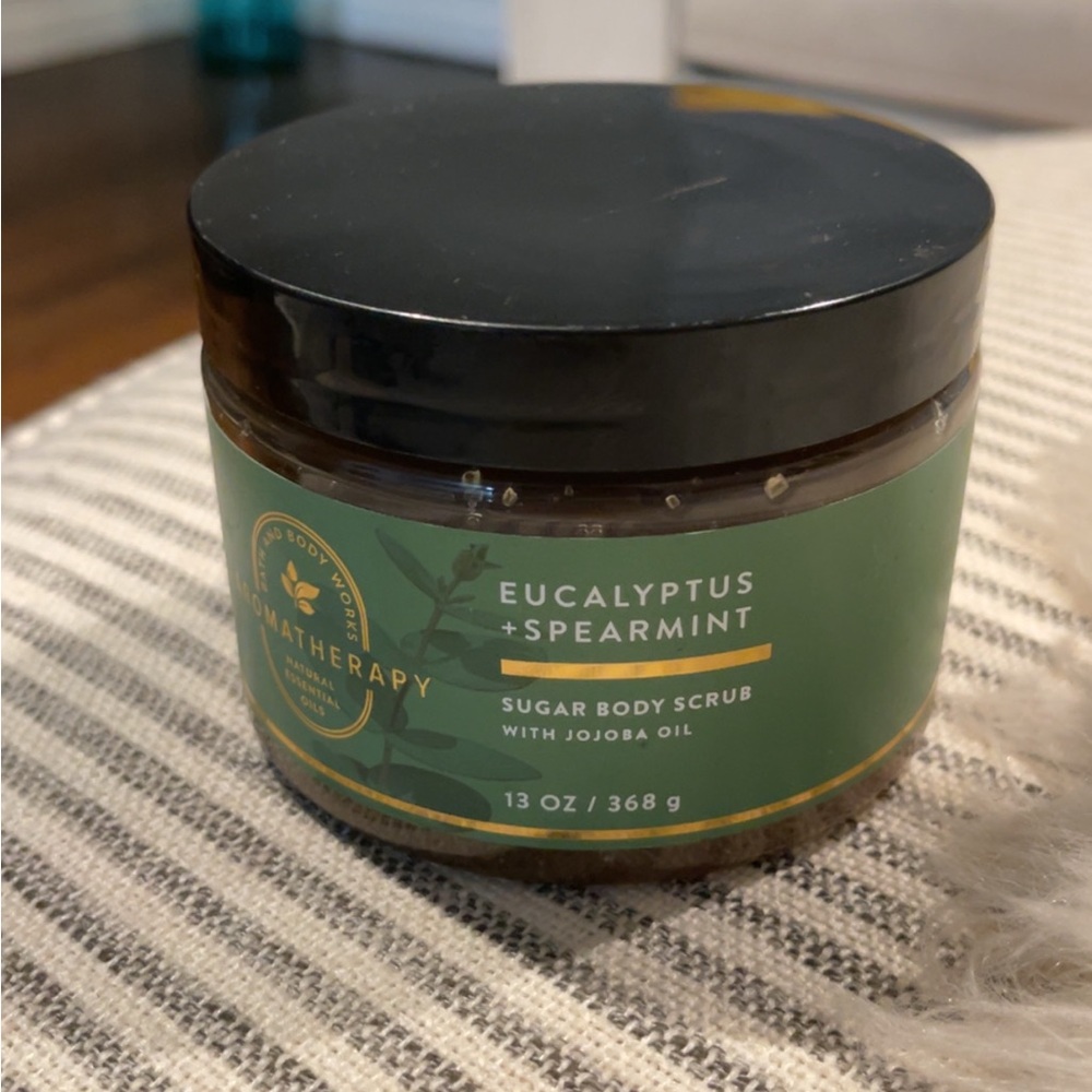 Therapy Eucalyptus Spearmint Sugar Scrub - Green and Black